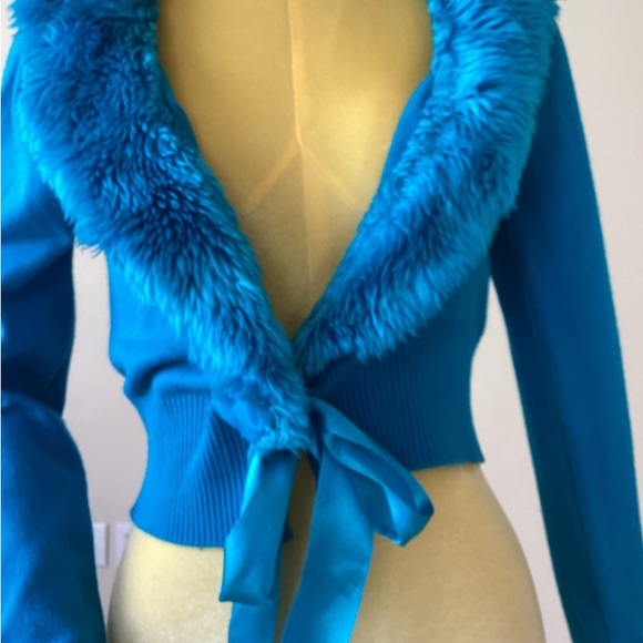 One Step Up Blue 90s Style Fur Cardigan Sweater SZ L - Picture 3 of 5